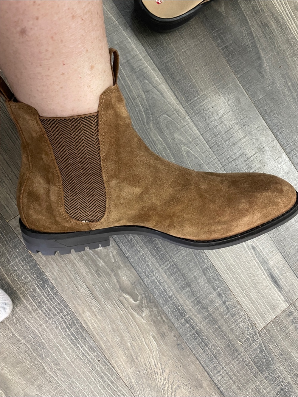 Steve Madden Men's Tan Suede Chukka Chelsea Boot